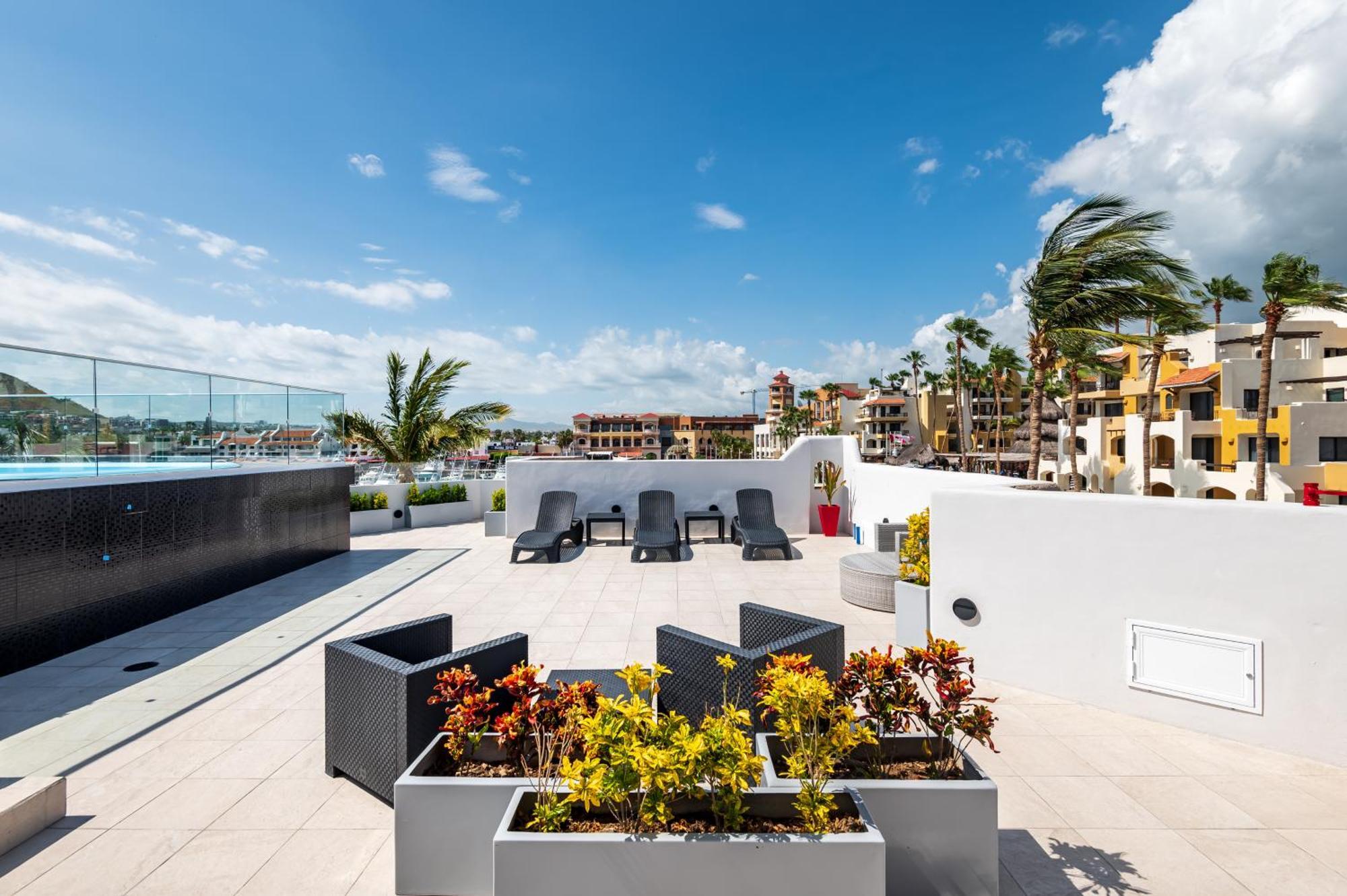 Marina Cabo Plaza Town & Beach Condos Cabo San Lucas Exterior photo